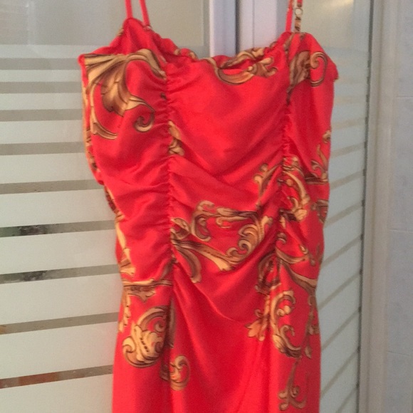 Gorgeous Marciano dress - Picture 2 of 3